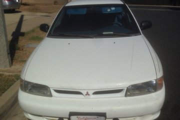 Mitsubishi Mirage 1995
