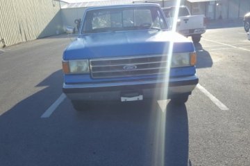 1990 Ford F-150 - Photo 3 of 4