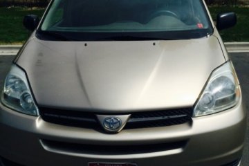 Toyota Sienna 2004