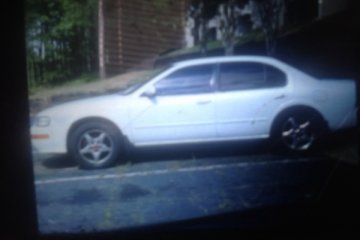 Junk 1996 Nissan Maxima Photo