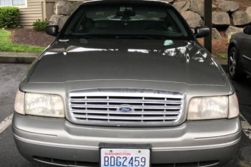 Ford Crown Victoria 2000