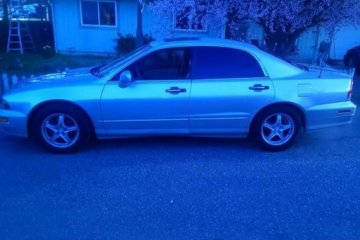 Mitsubishi Diamante 2002