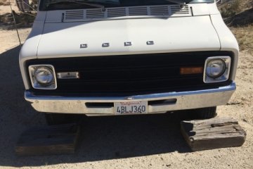 1990 Dodge Ram Van - Photo 3 of 4