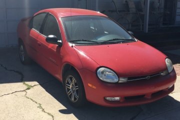 Junk 2001 Dodge Neon Photography