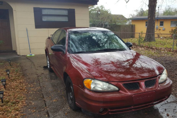 Junk 2003 Pontiac Grand Am Photo