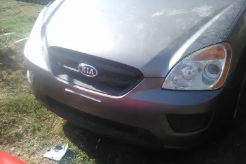 Kia Rondo 2009