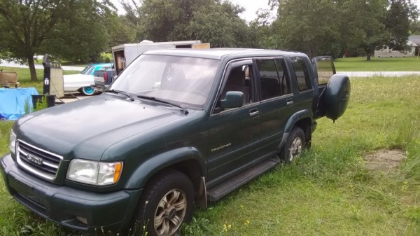Isuzu trooper 1999