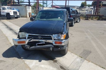 Junk 1997 Toyota 4Runner Photo