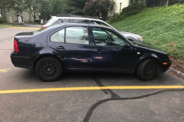 Junk 2000 Volkswagen Jetta Image