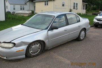 2004 Chevrolet Malibu - Photo 1 of 8