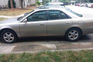 Junk 1998 Lexus ES 300 Photo