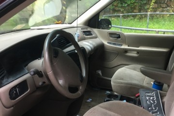 2000 Ford Windstar - Photo 3 of 5