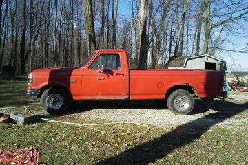 1990 Ford F-150 - Photo 1 of 2