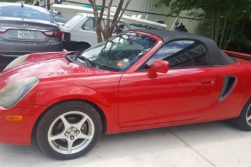 Toyota MR2 Spyder 2002