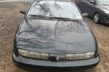 Junk 1996 Saturn S-Series Photography