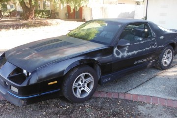 1990 Chevrolet Camaro - Photo 1 of 34