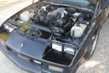 1990 Chevrolet Camaro - Photo 23 of 34