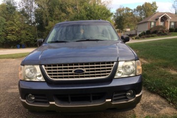 2002 Ford Explorer - Photo 2 of 10