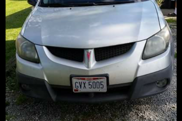 Junk 2004 Pontiac Vibe Image