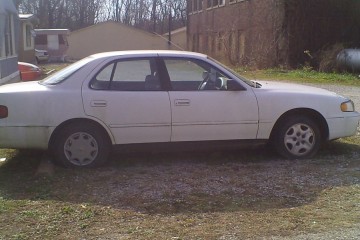 Junk 1996 Toyota Camry Photography