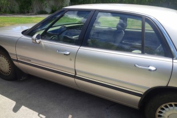 1997 Buick LeSabre - Photo 6 of 9