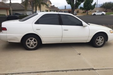 1997 Toyota Camry - Photo 1 of 2