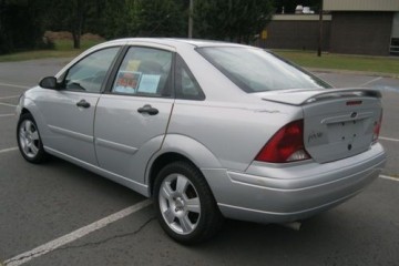 Junk 2003 Ford Focus Image