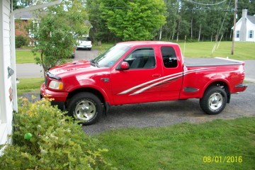 Junk 2000 Ford F-150 Photography