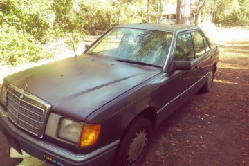 1993 Mercedes-Benz 300-Class - Photo 1 of 5