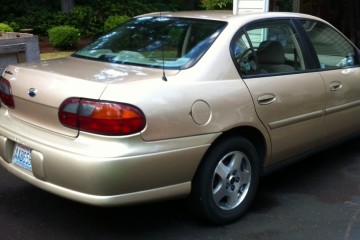 Junk 2003 Chevrolet Malibu Image