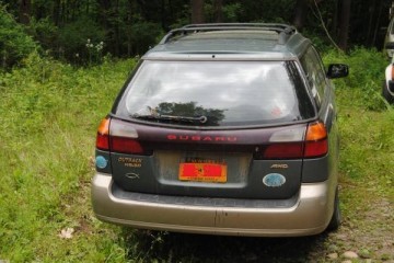 2002 Subaru Outback - Photo 2 of 3