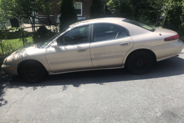 Junk 1999 Mercury Sable Photography