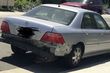 Junk 2002 Acura RL Photo