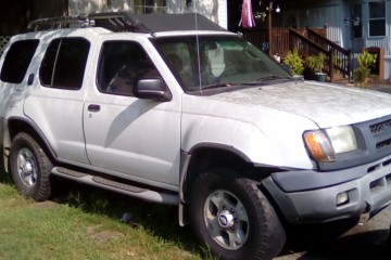 Junk 2000 Nissan Xterra Photo