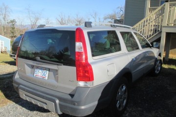 2006 Volvo XC70 - Photo 1 of 2