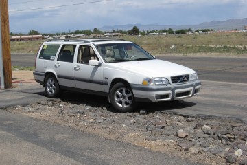 Junk 1998 Volvo V70 Image