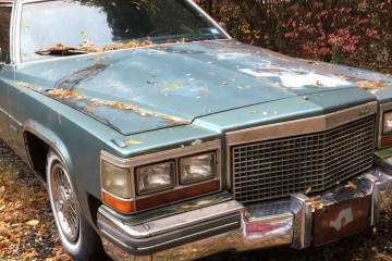 Junk 1990 Cadillac DeVille Image