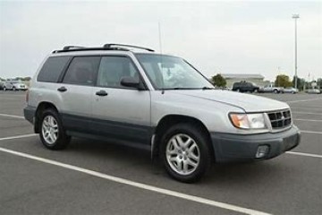 Junk 1999 Subaru Forester Image