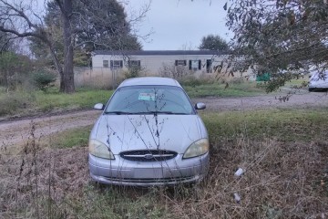 Ford Taurus 2001