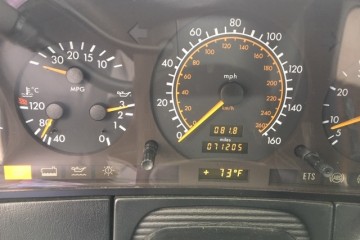 Mercedes-Benz S-Class 1995