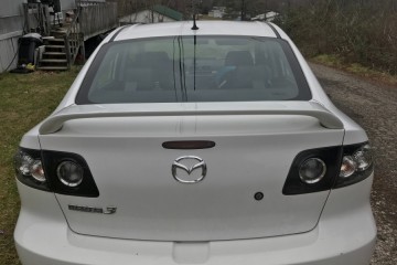 2008 Mazda 3 - Photo 4 of 8