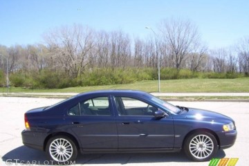 Junk 2004 Volvo S60 Image