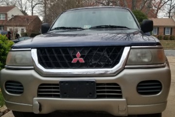 2001 Mitsubishi Montero Sport - Photo 1 of 4