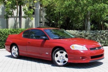 Junk 2007 Chevrolet Monte Carlo Photo