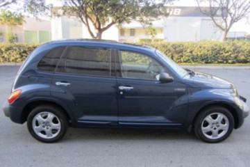 Junk 2002 Chrysler PT Cruiser Image