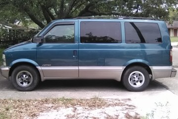 Chevrolet Astro 2001