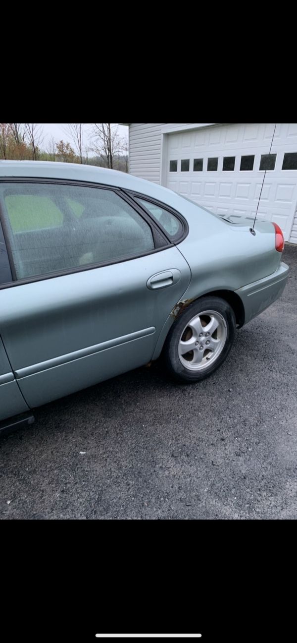 2005 Ford Taurus For Sale in Voorheesville, NY Salvage Cars