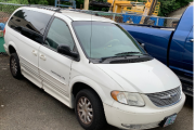 Chrysler Town and Country 2002