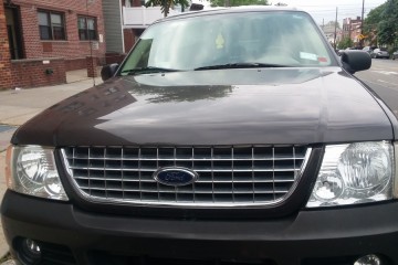 Ford Explorer 2005 - Photo 1 of 7
