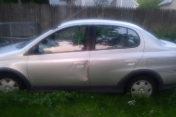 Toyota ECHO 2002